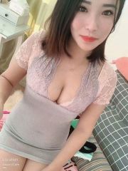 美艳大胸姐姐