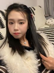 肤白邻家妹子
