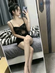 E奶可玩三通的美女