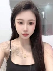 黑丝长腿俏佳人