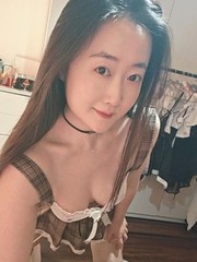 肤白颜值少妇