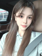 栖霞靓妹允儿