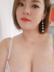 浦东风骚巨乳御姐服务好叫声很淫荡