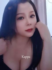大胸肤白骚少妇