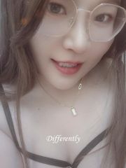 骚骚的小母狗逼逼会吸
