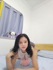 妹子肤白貌美服务主动又风骚