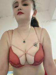 越秀大奶骚妇