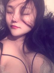 爆乳性感嫩妹老师