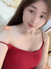 红裙诱惑自来熟