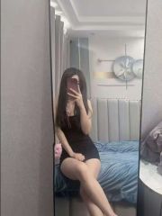 性感细长身姿粉嫩巨乳骚妹妹