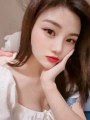 性感小妖精舌头很软