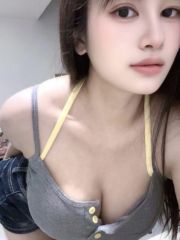 自聊自做的大胸妹皮肤白嫩