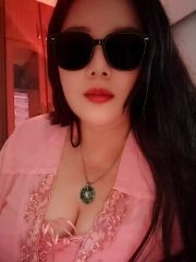 巨乳潮喷36D熟女