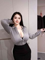 豪胸巨乳老师