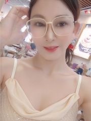 返食38C大胸少妇
