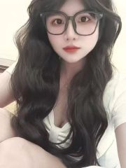 巨乳服务型小姐姐
