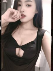 魅惑S型身材瑜伽妹妹