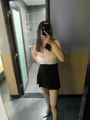 泻火肥逼骚妹