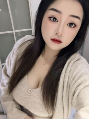 清纯丰满大胸白虎