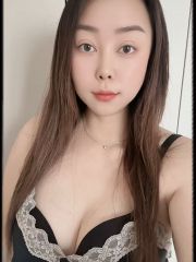 红衣肥臀大胸欲女BBW