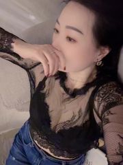 外表文静床上火热反差兼职