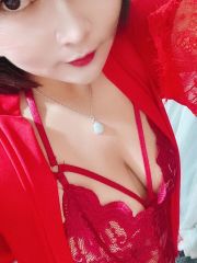 高颜值清纯性价比小妹