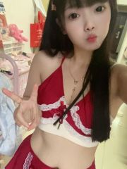 00后幼嫩小婊子，可调教的尤物