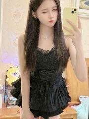性感大长腿蜜桃臀骚妹小悦