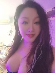西发街白虎丽丽