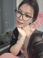 铁西眼镜气质美女