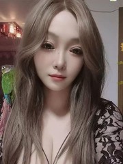 D奶热情喷水少妇