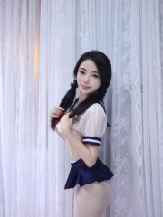 性感大奶翘臀风骚小妹