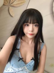 爱玩制服的性感小妹