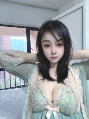 南山大奶小蝶