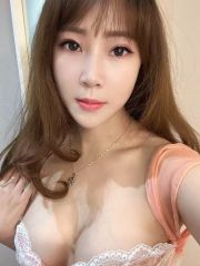 性感大胸小骚货