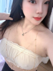 性感嫩妹骚穴润滑多汁