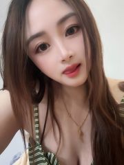 大胸服务系美女