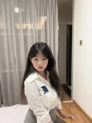 巨乳嫩妹球球