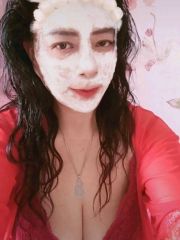 广州海珠区性价比超高，身材很棒胸又大又白的少妇