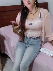 服务系大胸美女