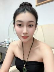 瑜伽老师霖儿