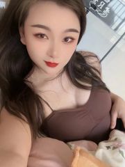 前凸后翘极品御姐，少妇
